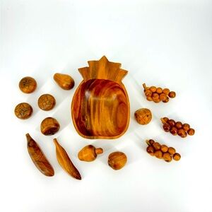 Vintage Wooden Hand Carved Fruit Bowl 14 Pc Pineapple Pear Grapes Banana Decor